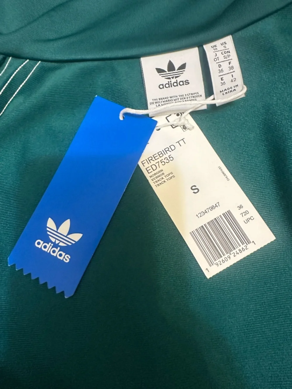 #134- NEW adidas Adicolor Classics Firebird Track Top - Picture 11 of 14